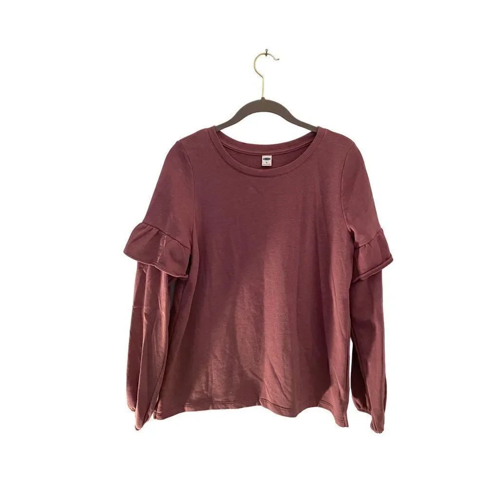 Old navy women’s pull over sweatshirt with ruffle detail sleeve size medium